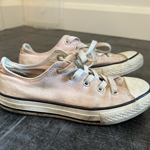 Converse teens/women’s - Picture 2 of 4